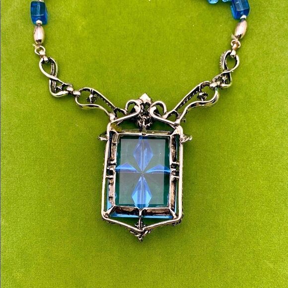 Gorgeous Vintage Royal Blue Sapphire Crystal Pendant Bead Necklace, Unmarked - Picture 4 of 5